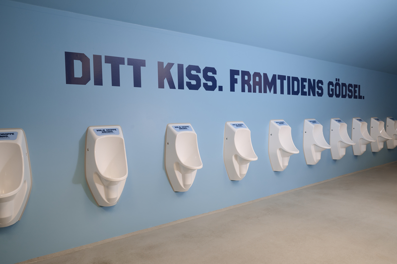 Urinoarer på rad.