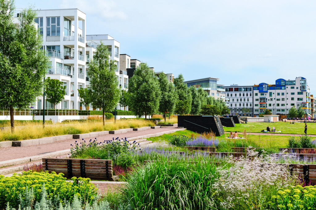 Bostadsområde med grönska